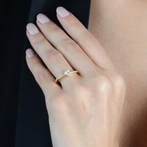 Anel Solitário de Coração em Zircônia Banhado a Ouro 24k