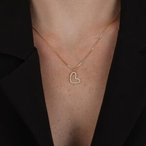 Colar de Coração Irregular Vazado com Zircônia Banhado a Ouro 24k